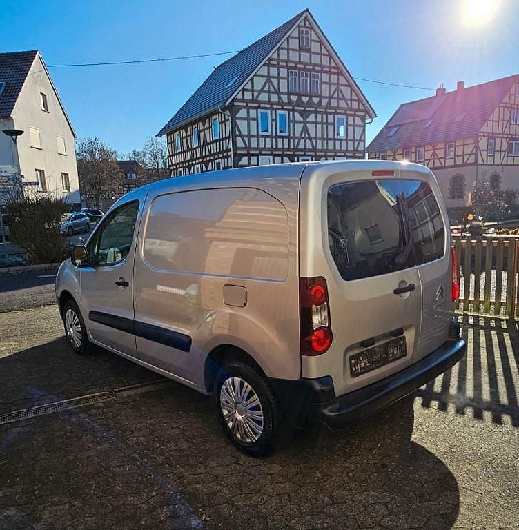 Gebraucht Citroën Berlingo SELECTION 90 PS (66 kW) 2014 Grau Van / Kleinbus