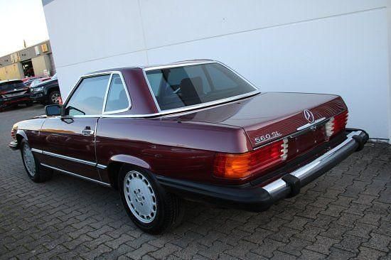 Gebraucht Mercedes 560 231 PS (169 kW) 1987 Pajettrot (metallic) Cabrio