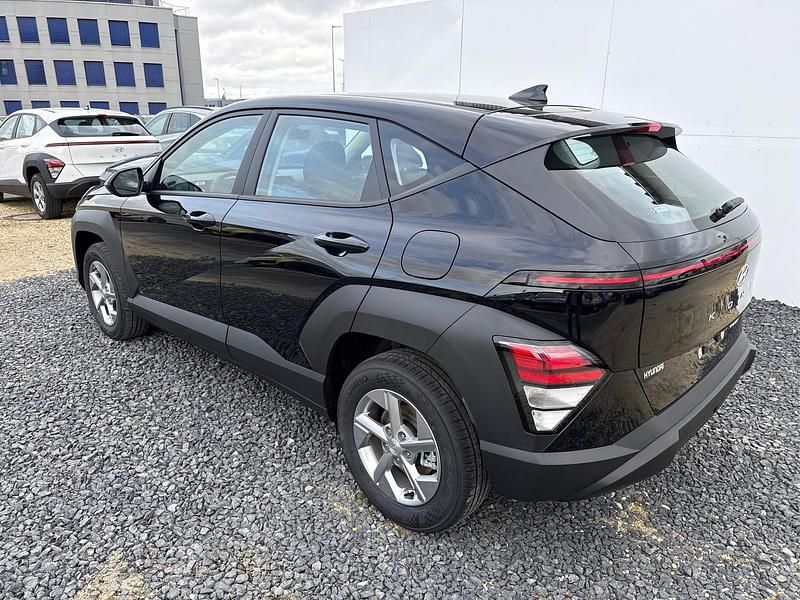 Neu Hyundai Kona Style 129 PS (94 kW) 2025 Abyss black a2b SUV