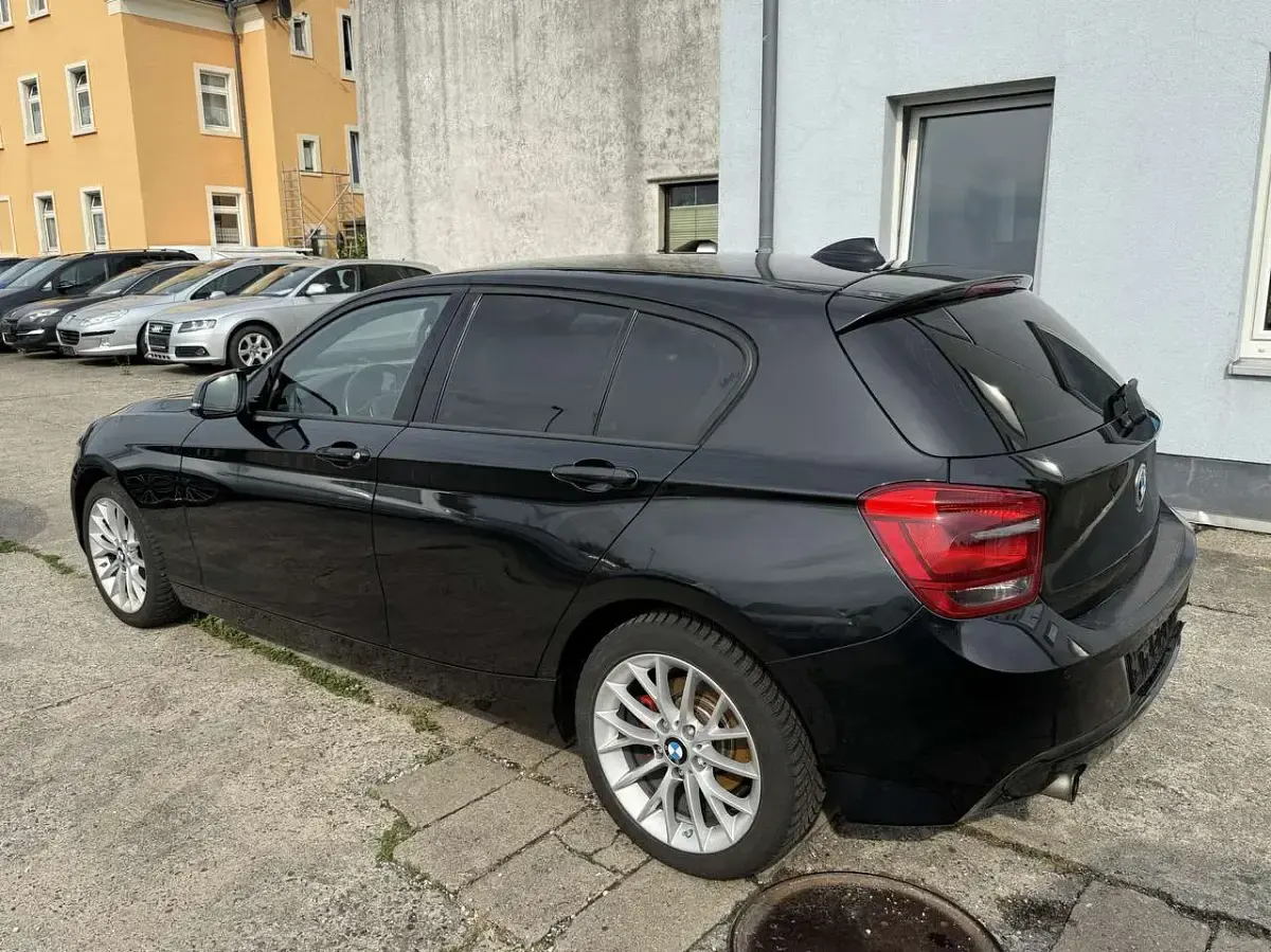 Gebraucht BMW 116 Sport Line 136 PS (100 kW) 2012 Black sapphire metallic Kleinwagen
