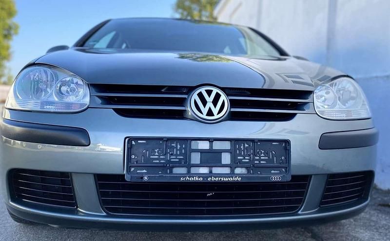 Gebraucht 2005 VW Golf IV Comfortline Limousine | 3.600 € (Teuer) - Bild 1/4