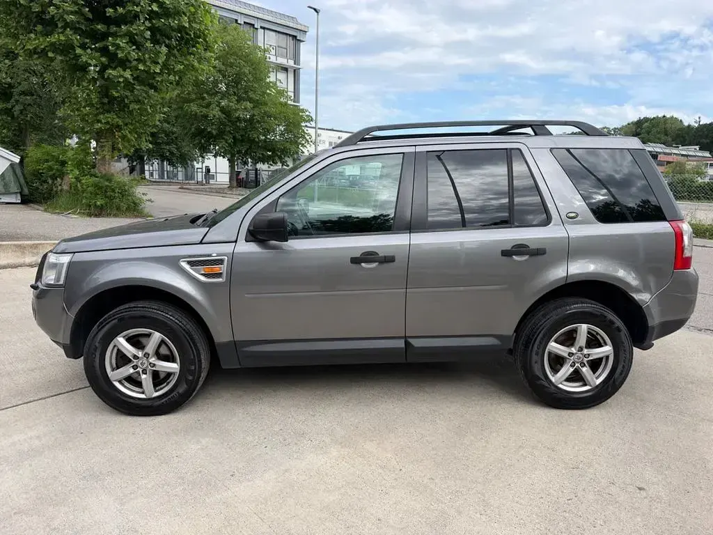 Gebraucht Land Rover Freelander 2 152 PS (111 kW) 2009 Grau SUV