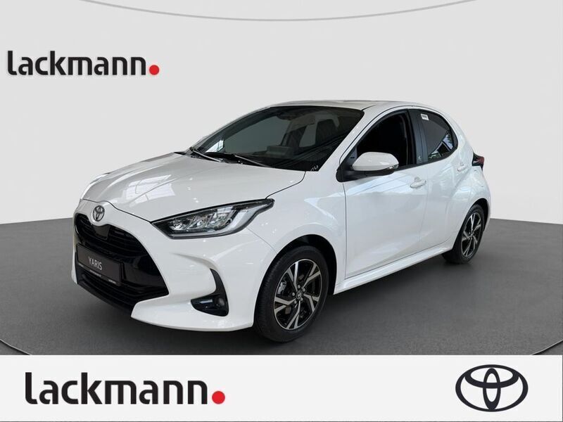 Weiss Neu 2024 Toyota Yaris Hybrid Limousine | 21.980 € (Superpreis) - Bild 1/4