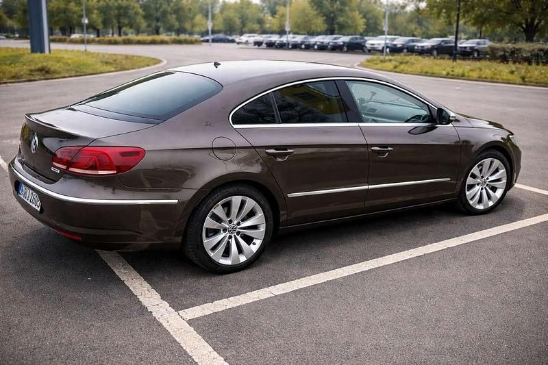 Gebraucht VW CC Basis 140 PS (102 kW) 2012 Braun Limousine