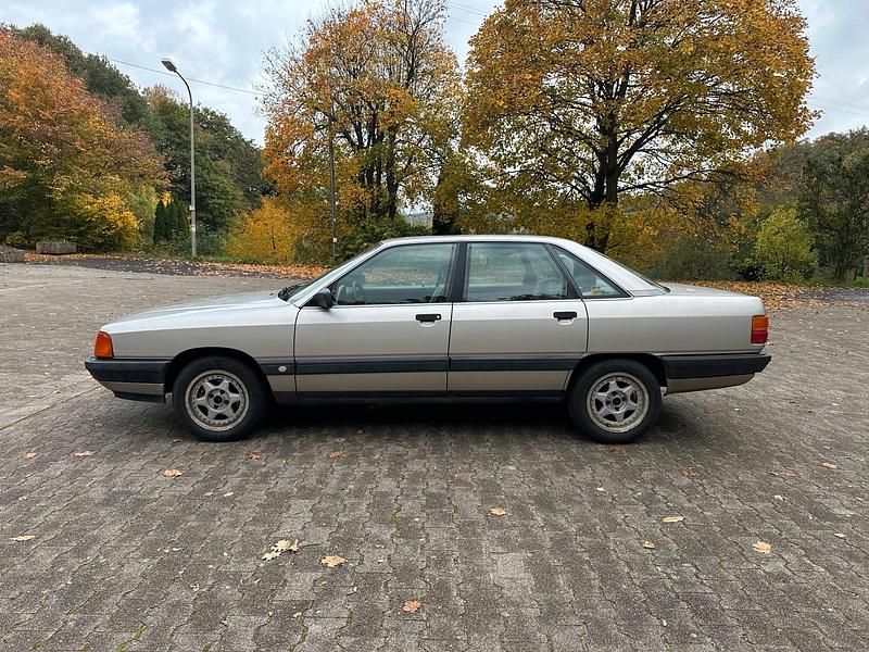 Gebraucht Audi 100 136 PS (100 kW) 1989 Gold Limousine