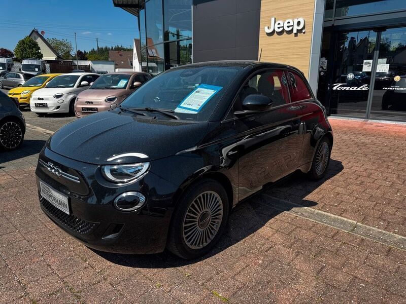 Schwarz Gebraucht 2021 Fiat 500e Icon Kleinwagen | 16.990 € (Fairer Preis) - Bild 1/4