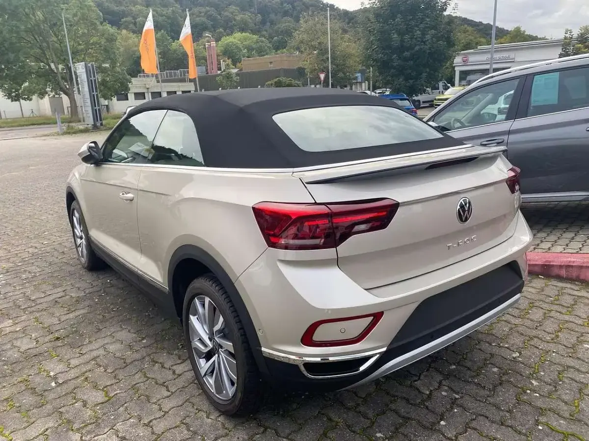 Neu VW T-Roc Cabriolet IQ Drive 150 PS (110 kW) 2026 Ivorysilber Cabrio