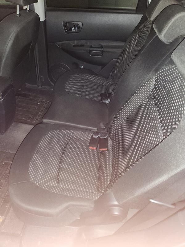 Gebraucht Nissan Qashqai +2 114 PS (83 kW) 2009 Schwarz SUV