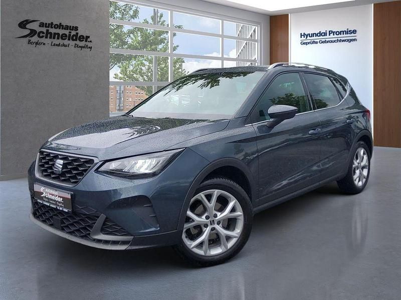 Magnetic grau metallic Gebraucht 2025 Seat Arona FR SUV | 19.990 € (Fairer Preis) - Bild 1/4