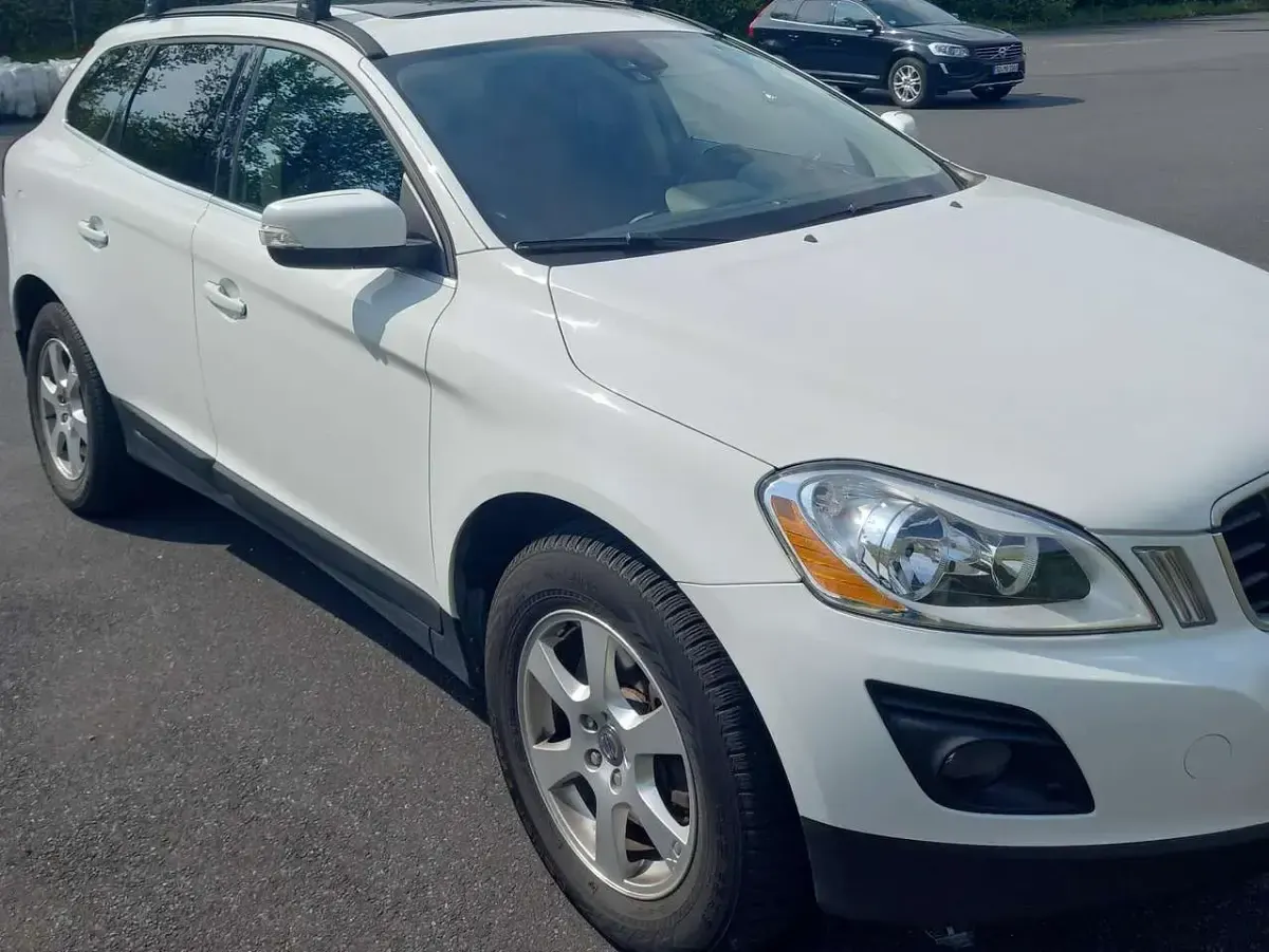 Gebraucht Volvo XC60 185 PS (136 kW) 2010 Weiß SUV