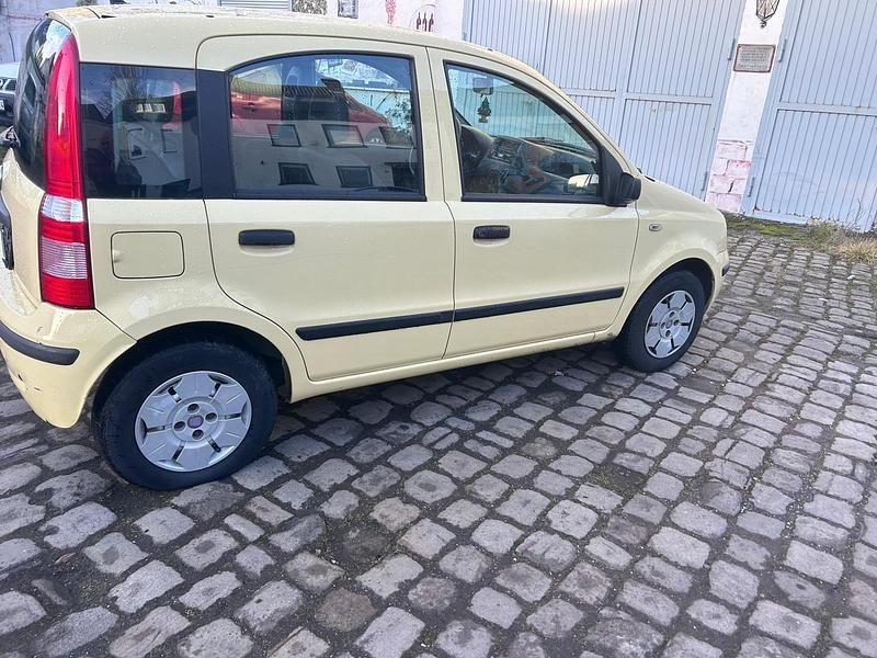 Gebraucht Fiat Panda 54 PS (39 kW) 2009 Gelb Kleinwagen