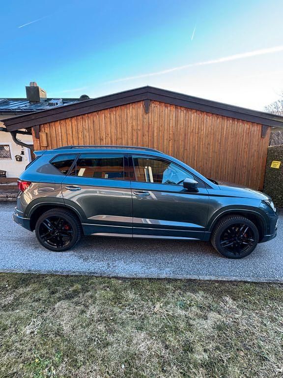 Gebraucht Seat Ateca 4Drive 190 PS (139 kW) 2021 Grau SUV