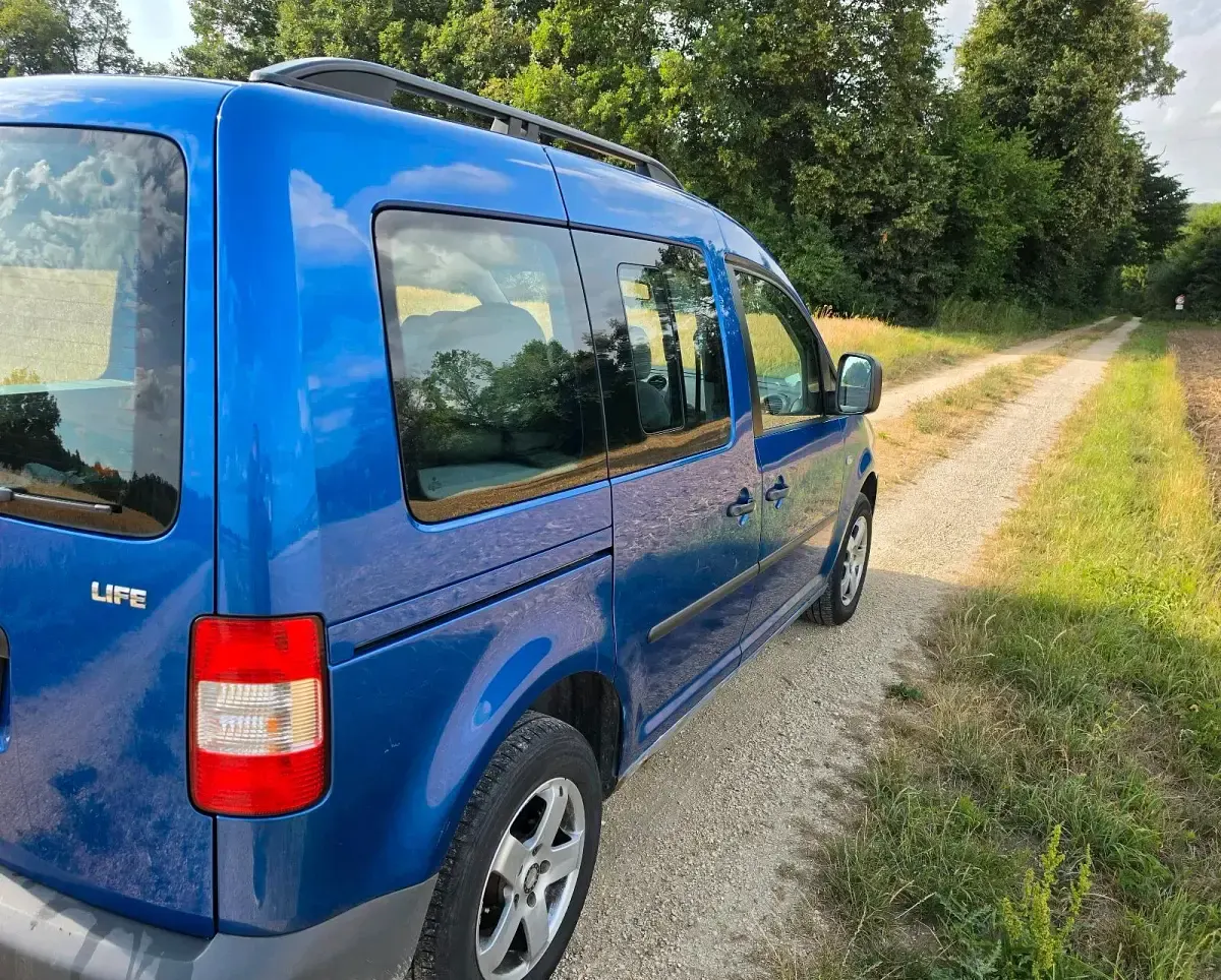 Gebraucht VW Caddy Life 74 PS (54 kW) 2006 Blau Van / Kleinbus