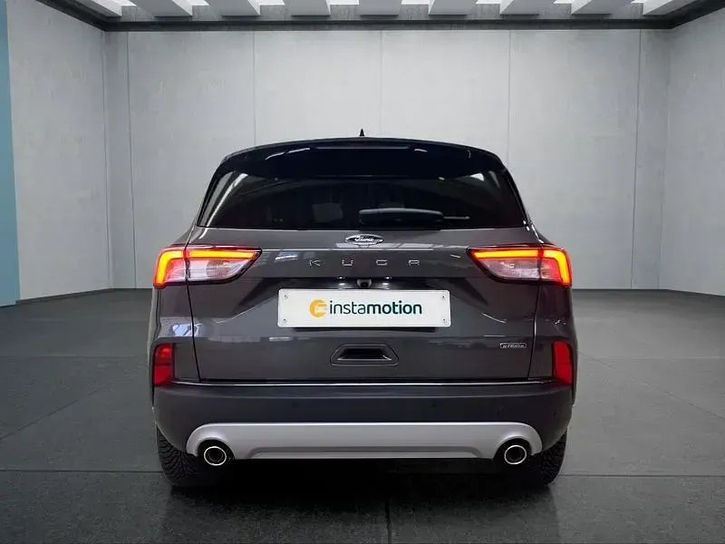 Gebraucht Ford Kuga 224 PS (164 kW) 2021 Grau SUV