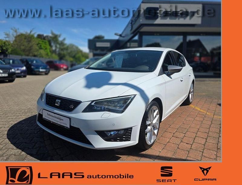 Weiß Gebraucht 2016 Seat Leon FR Limousine | 16.990 € (Fairer Preis) - Bild 1/4