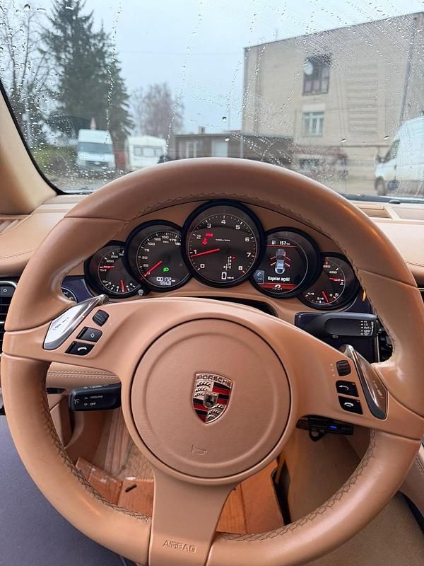 Gebraucht Porsche Panamera 300 PS (220 kW) 2011 Weiß Limousine