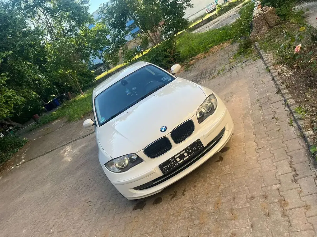 Gebraucht BMW 116 122 PS (89 kW) 2008 Kleinwagen