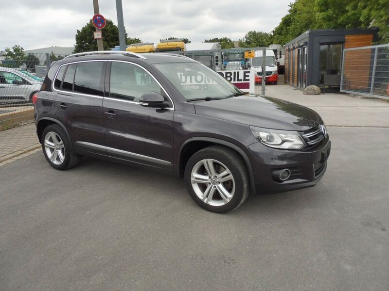Gebraucht VW Tiguan LOUNGE 184 PS (135 kW) 2015 Grau SUV