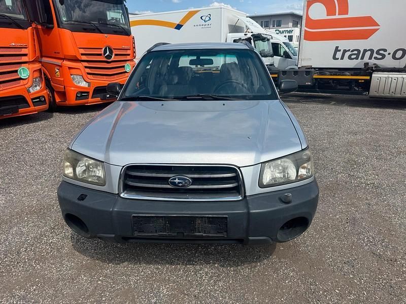 Grau Gebraucht 2003 Subaru Forester SUV | 1.750 € (Etwas zu teuer) - Bild 1/4