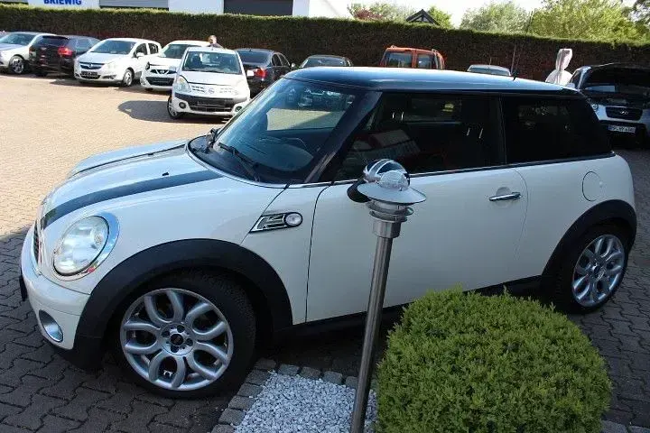 Gebraucht Mini Cooper 120 PS (88 kW) 2008 Weiß Kleinwagen