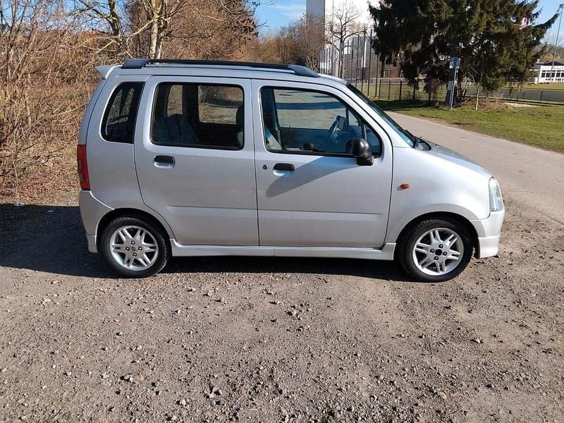 Gebraucht Suzuki Wagon R+ 76 PS (55 kW) 2003 Silber Van / Kleinbus