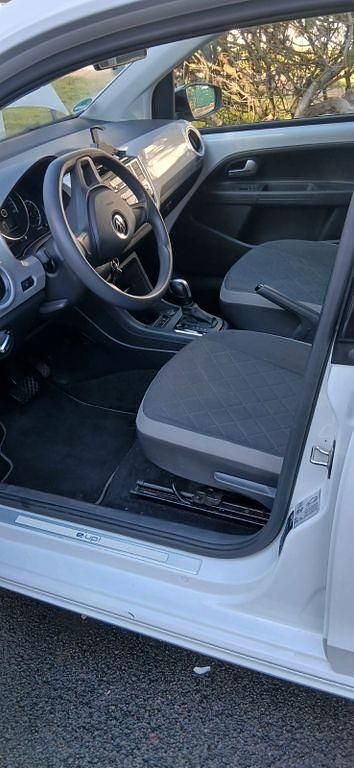 Gebraucht VW e-up! Style 61 kW (83 PS) 2021 Weiß Kleinwagen