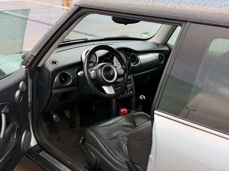 Gebraucht Mini Cooper 116 PS (85 kW) 2004 Grau Kleinwagen