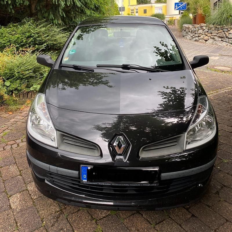 Schwarz Gebraucht 2008 Renault Clio II Kleinwagen | 1.600 € (Fairer Preis) - Bild 1/4