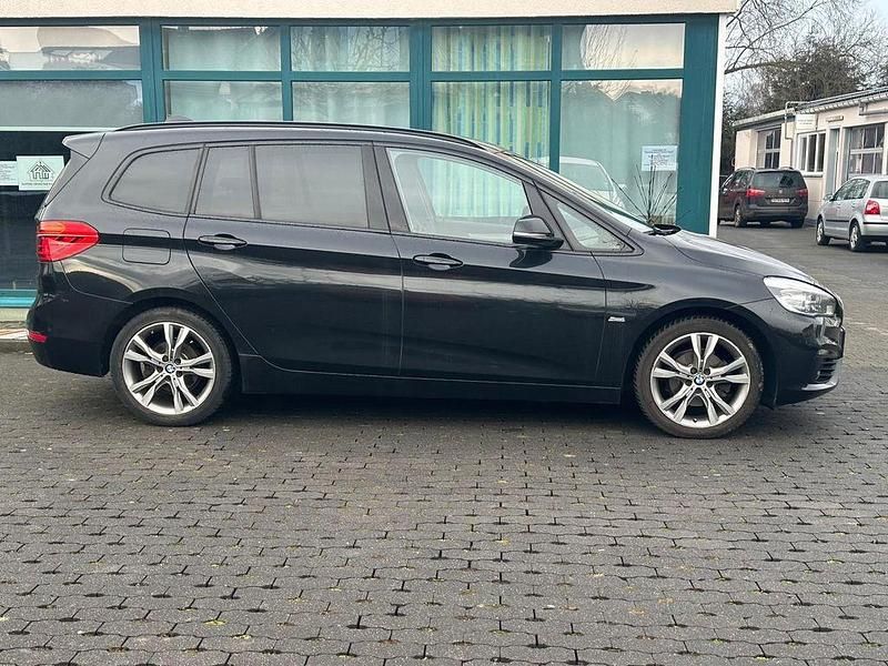 Gebraucht BMW 216 Gran Tourer Sport Line 116 PS (85 kW) 2016 Schwarz Van / Kleinbus
