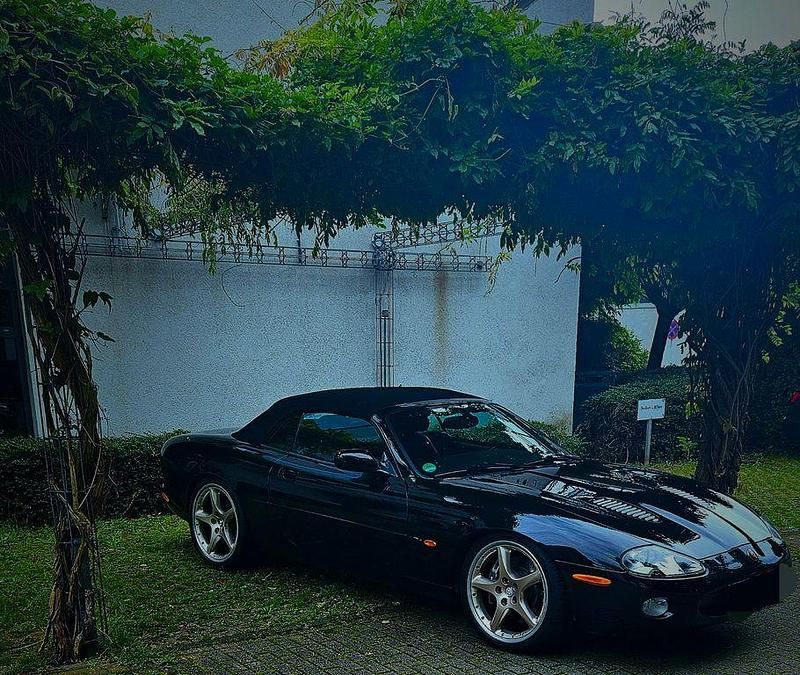Gebraucht Jaguar XKR S 363 PS (266 kW) 2001 Schwarz Cabrio