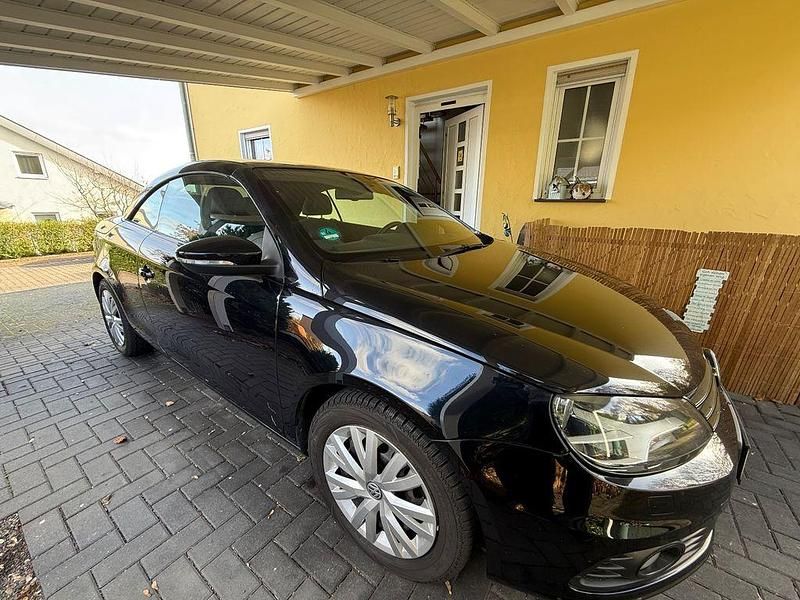 Schwarz Gebraucht 2013 VW Eos Cabrio | 8.500 € (Fairer Preis) - Bild 1/4