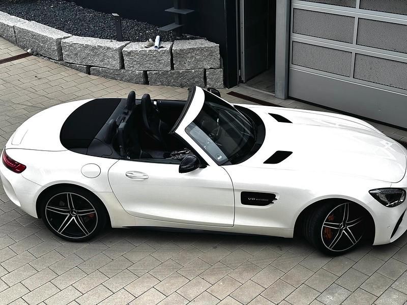 Weiß Gebraucht 2017 Mercedes AMG GT C AMG Coupé | 109.000 € (Fairer Preis) - Bild 1/4