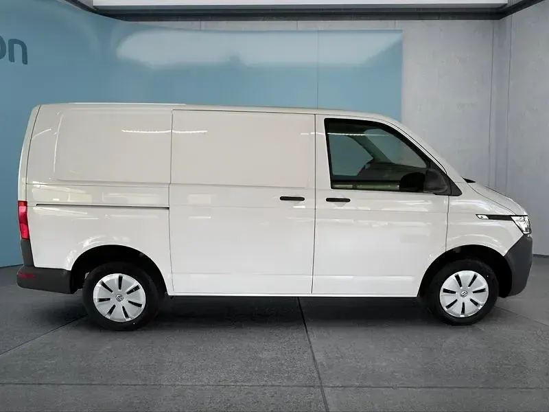Usata VW Multivan 150 CV (110 kW) 2024 Bianco Monovolume
