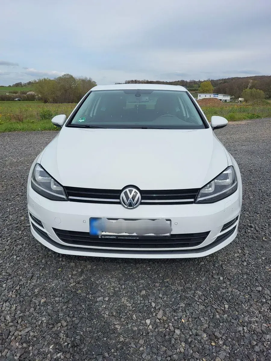 Gebraucht VW Golf VII Comfortline 110 PS (80 kW) 2013 Weiß Limousine