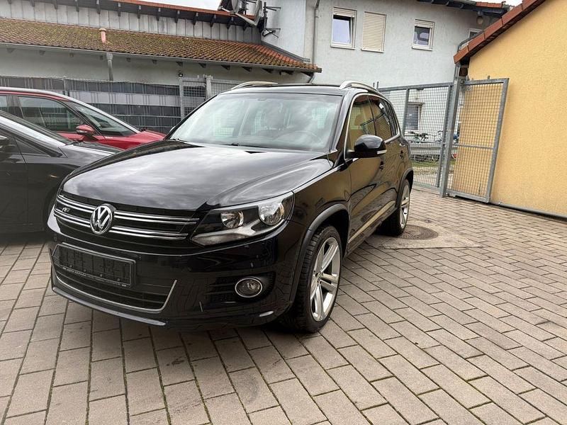 Schwarz Gebraucht 2013 VW Tiguan Sport SUV | 11.999 € (Fairer Preis) - Bild 1/4