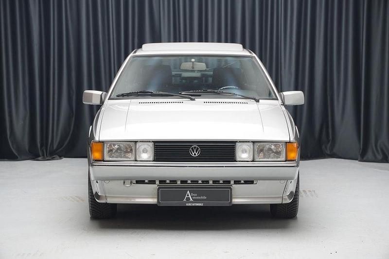 Second-hand VW Scirocco 95 CP (69 kW) 1990 Argintiu Coupe