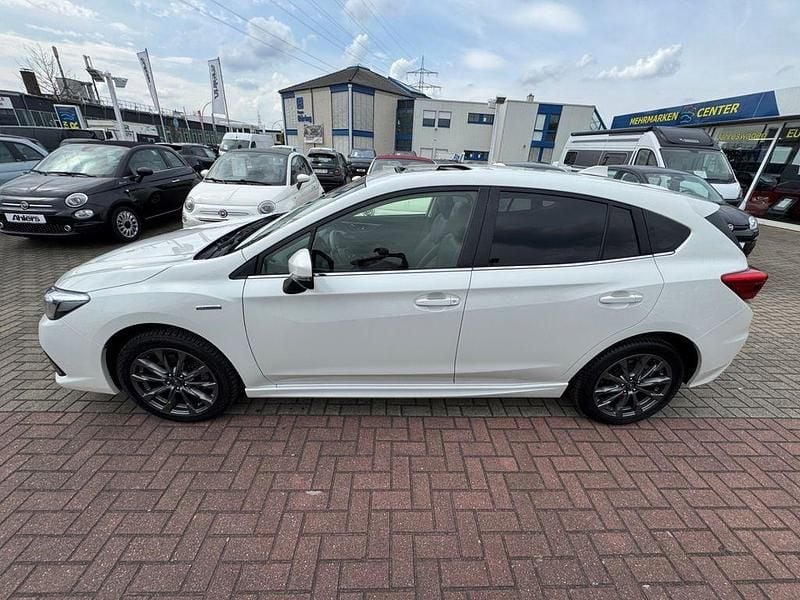 Gebraucht Subaru Impreza Platinum 150 PS (110 kW) 2024 Weiss Kleinwagen