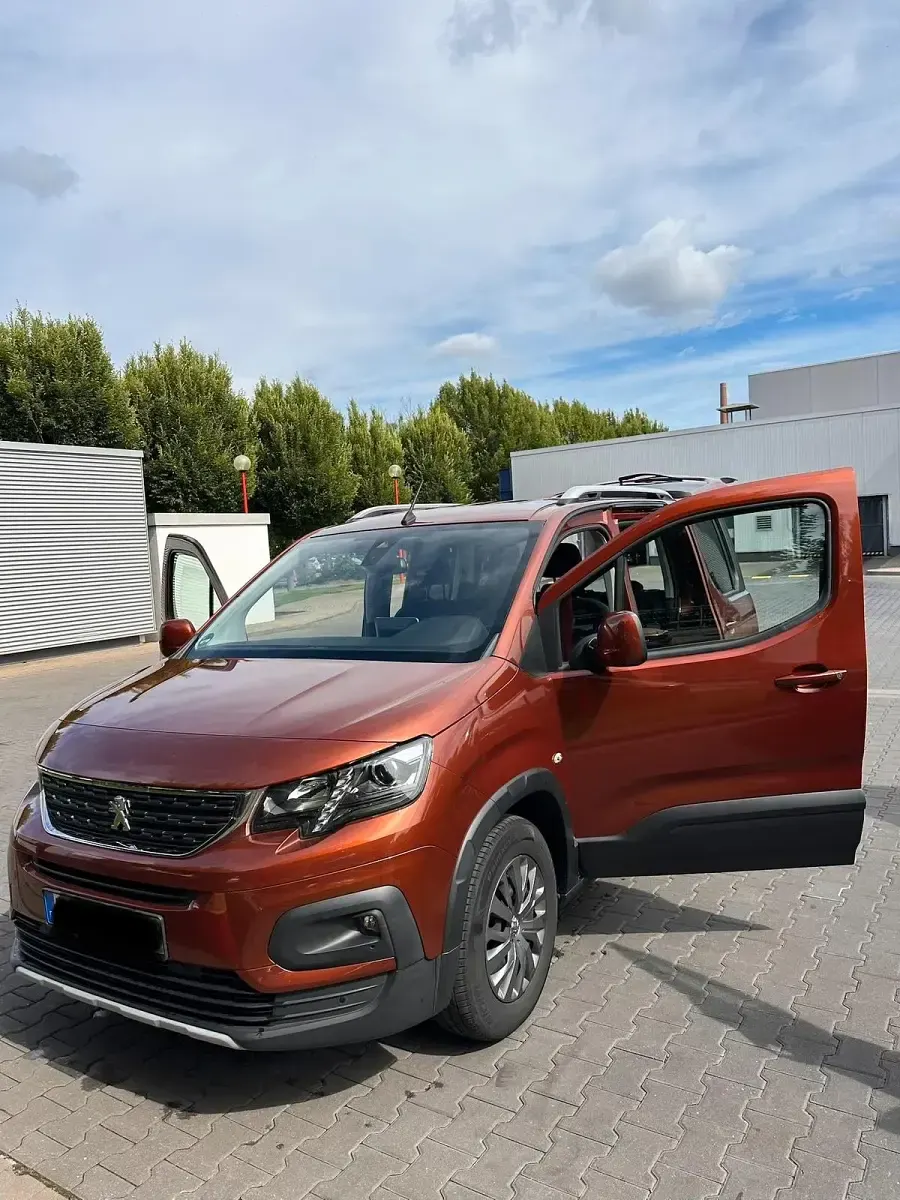 Gebraucht Peugeot Rifter Active 130 PS (95 kW) 2019 Andere farben Van / Kleinbus