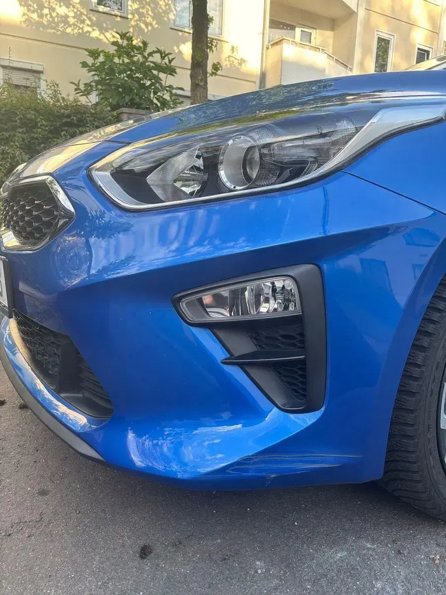 Używany Kia Ceed 99 KM (72 kW) 2019 Niebieski Hatchback