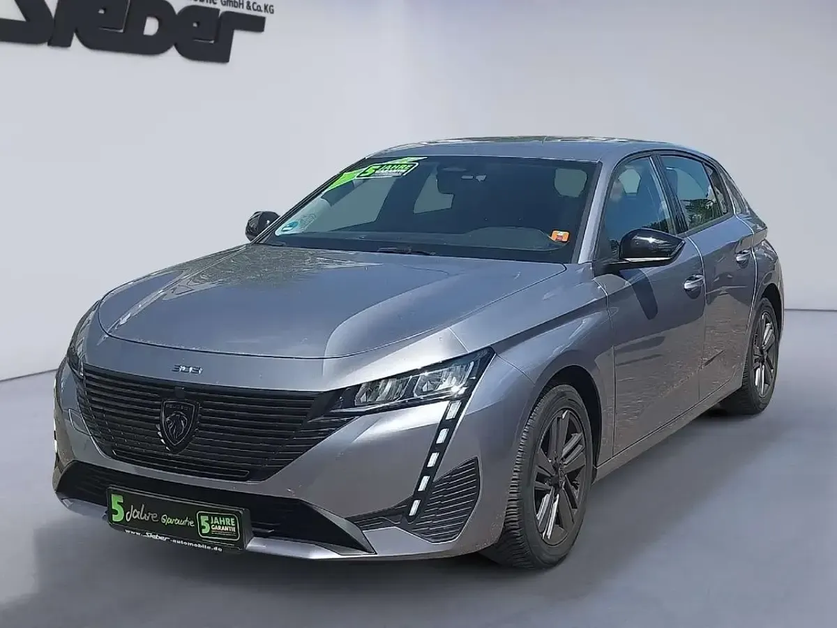 Gebraucht Peugeot 308 Active 131 PS (96 kW) 2024 Grau Limousine