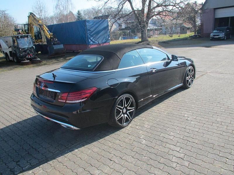 Gebraucht Mercedes E400 AMG 333 PS (244 kW) 2014 Schwarz Cabrio