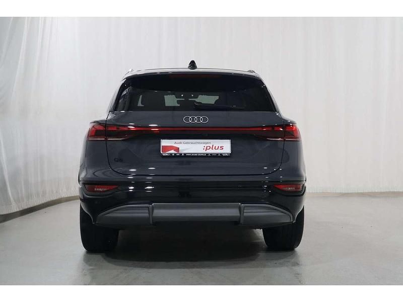 Gebraucht Audi Q6 e-tron S-Line 185 kW (252 PS) 2025 Grau SUV