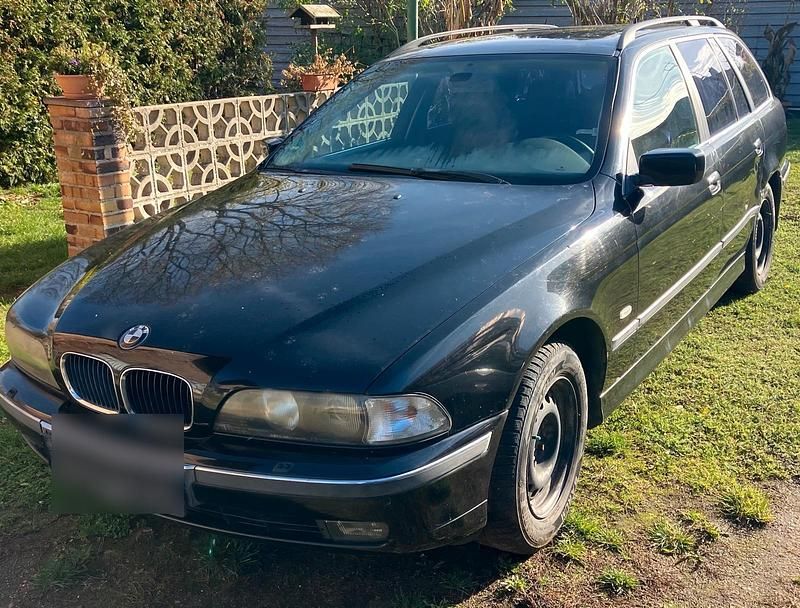 Schwarz Gebraucht 1998 BMW 523 Kombi | 1.000 € (Superpreis) - Bild 1/3