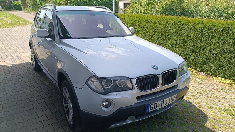 Silber Gebraucht 2009 BMW X3 Comfort Edition SUV | 6.890 € (Guter Preis) - Bild 1/4