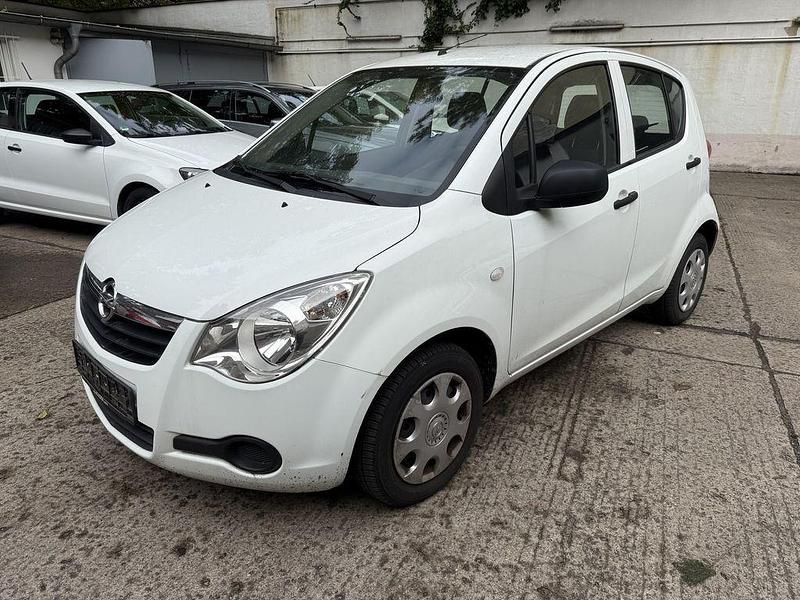 Weiß Gebraucht 2014 Opel Agila Kleinwagen | 4.700 € (Etwas zu teuer) - Bild 1/4