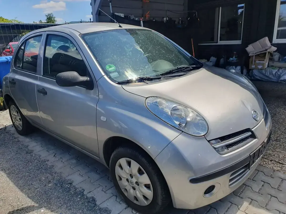 Gebraucht Nissan Micra 65 PS (47 kW) 2006 Silver (m) Kleinwagen