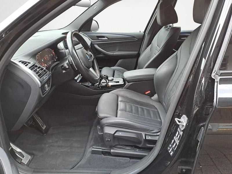 Gebraucht BMW X3 Performance 286 PS (210 kW) 2023 Saphirschwarz metallic SUV