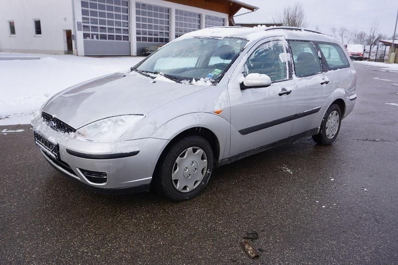 Other Gebraucht 2004 Ford Focus Ambiente Kombi | 590 € (Superpreis) - Bild 1/4