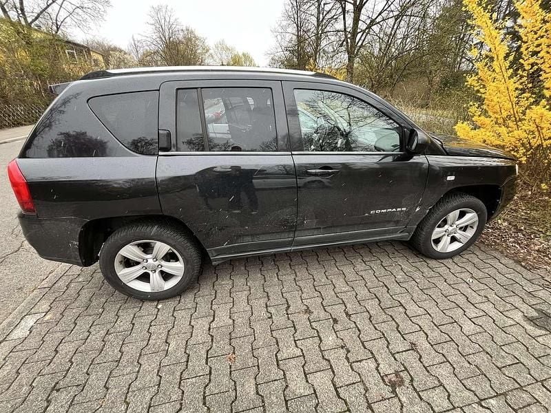 Gebraucht Jeep Compass Limited 136 PS (100 kW) 2011 SUV