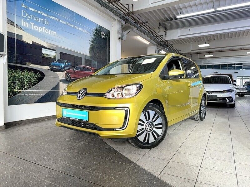 Honey yellow metallic Gebraucht 2018 VW e-up! Kleinwagen | 10.990 € (Fairer Preis) - Bild 1/4